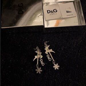 Vintage NEW D&G Silver Reindeer Snowflake Earrings